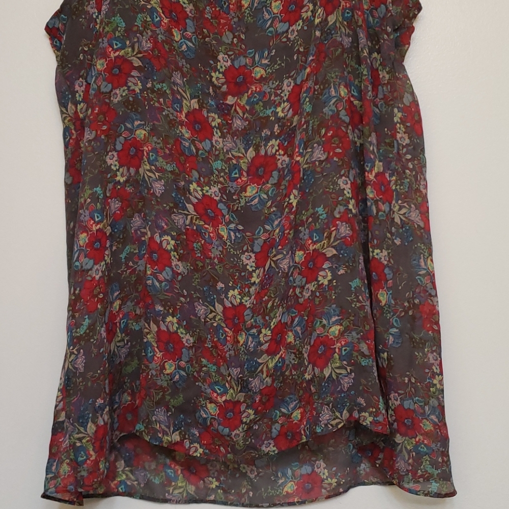 Pretty Silk Ella Moss Top - Picture 3 of 6